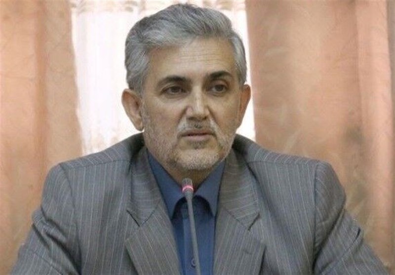 تورم و گرانی کمر قشر ضعیف جامعه را شکسته/ رئیس جمهور باید اوضاع نابسامان اقتصادی را اصلاح کند