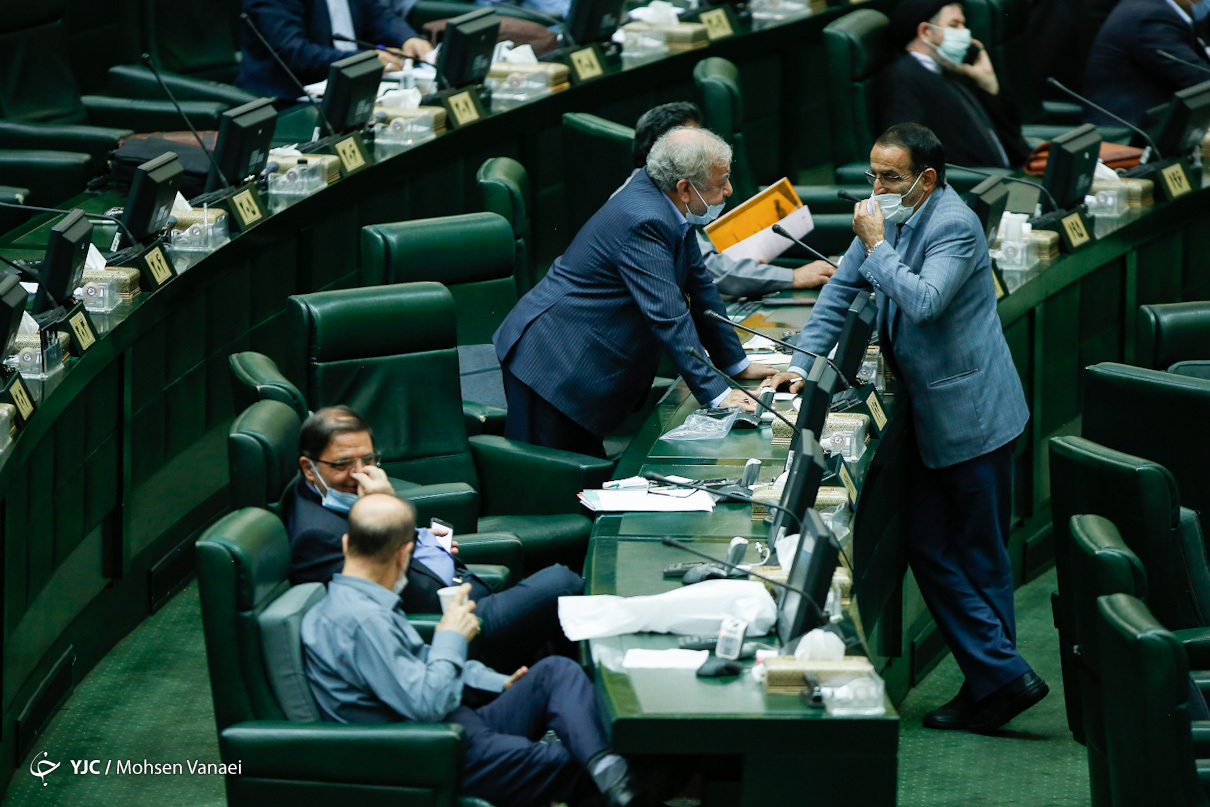 نمایندگان خطاب به رزم&zwnj;حسینی: آمدی ولی حالا چرا؟/ دنا پلاس نخواستیم/ روحانی شریعتش را فدای &laquo;شریعتی&raquo; نکند