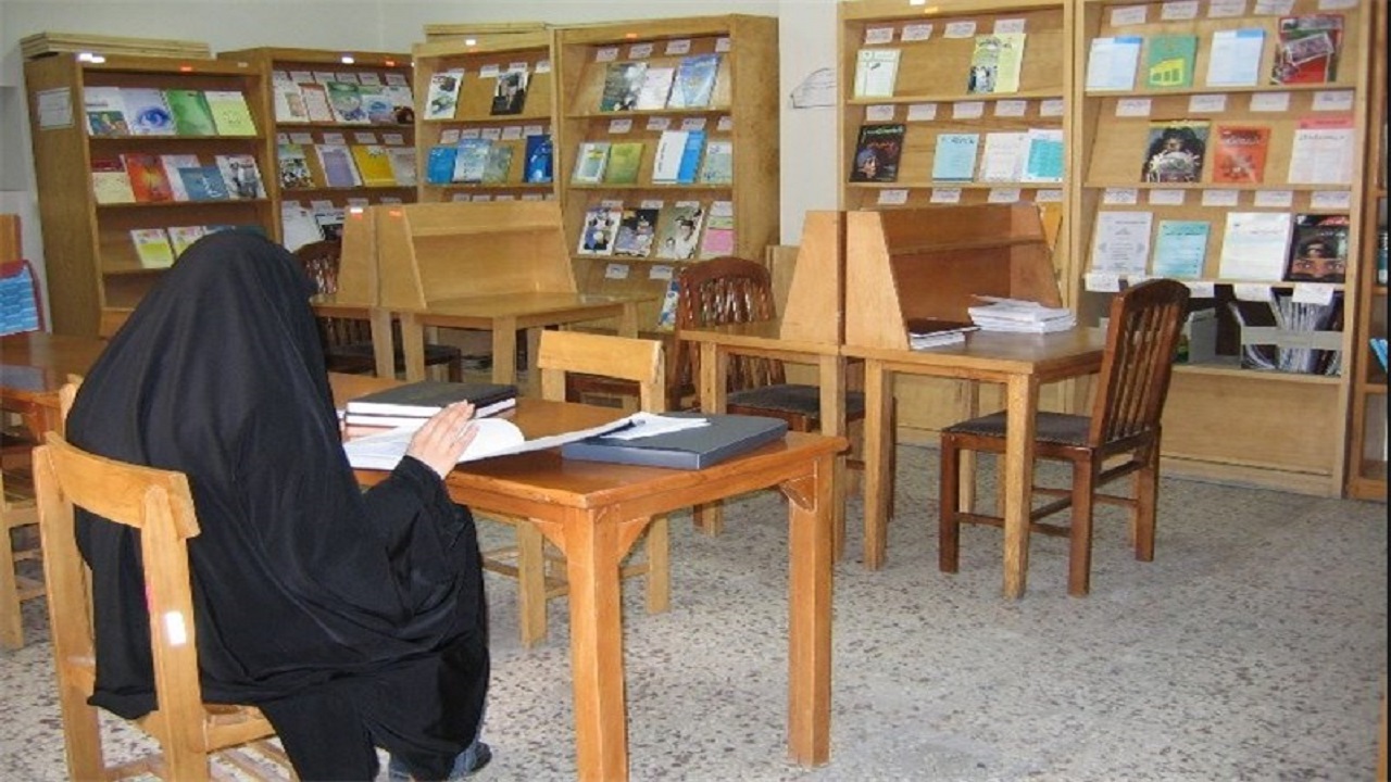 خرید ۶۷۰ میلیون ریال کتاب برای کتابخانه‌های عمومی استان قزوین
