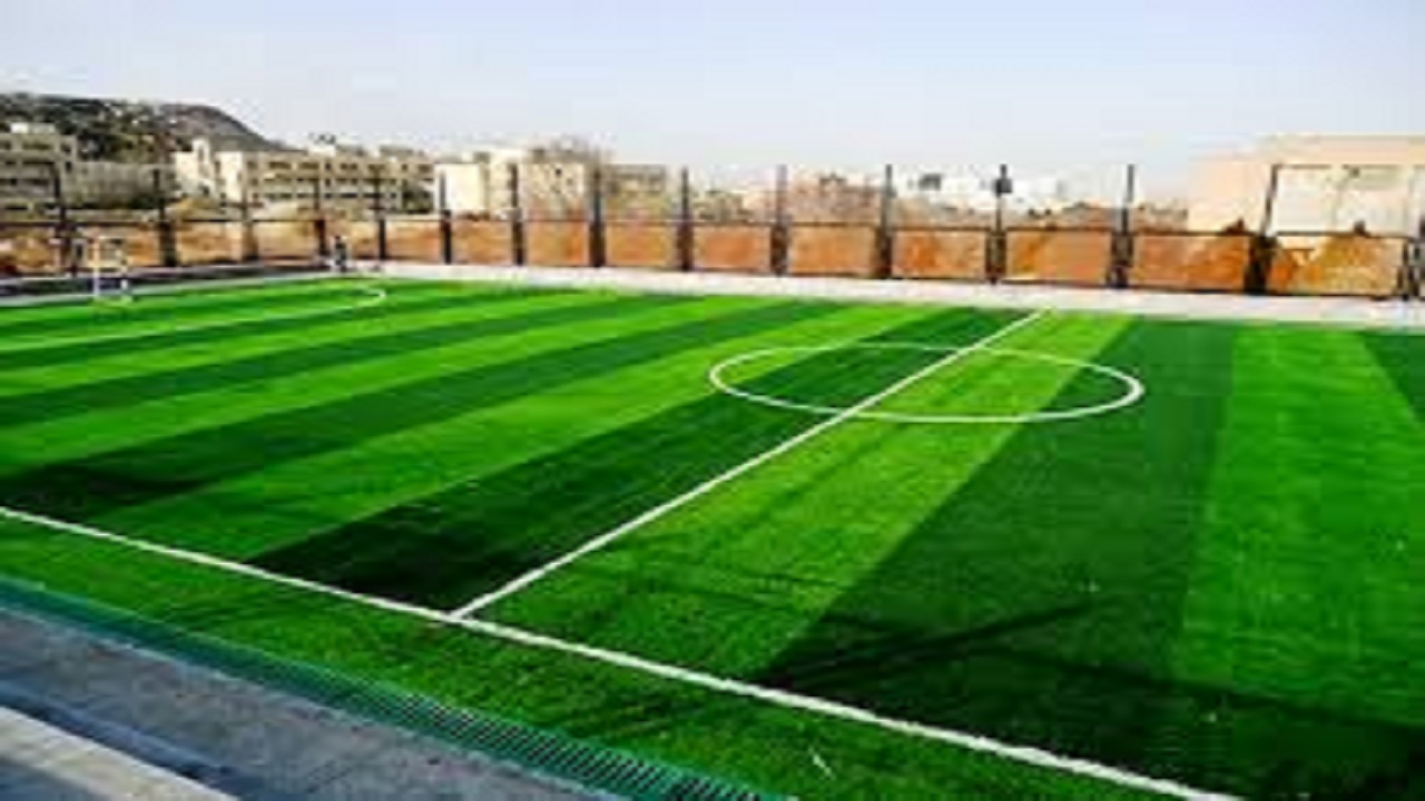 زمین چمن مصنوعی سنقروکلیایی احداث می شود
