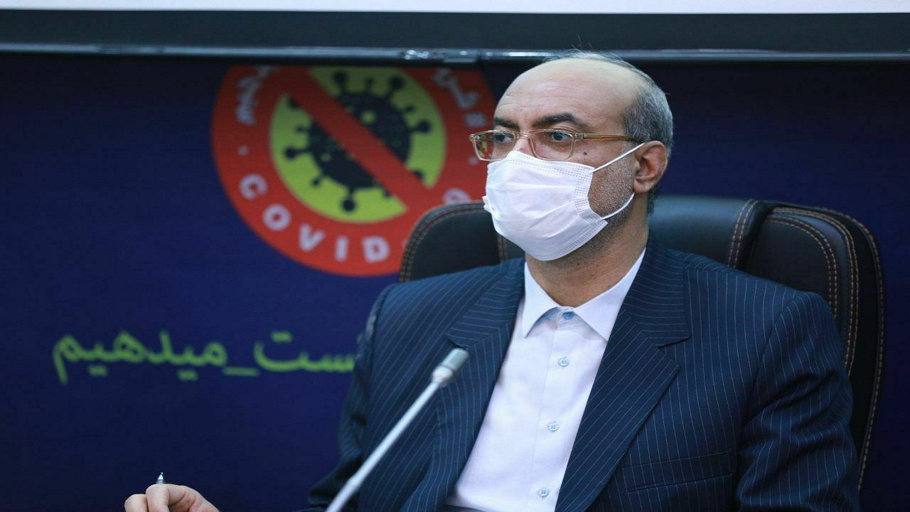 رعایت نکردن شیوه نامه‌های بهداشتی از سوی نیمی از مردم/ جان باختن ۸ راننده تاکسی بر اثر کرونا