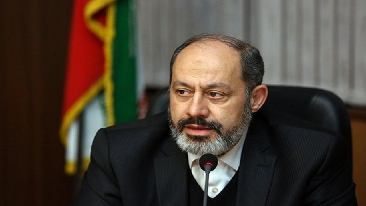 ۱۲۰ حزب در کشور ما فعالیت می‌کنند/ فعالیت حزبی پس از مشروطه در ایران پررنگ شد