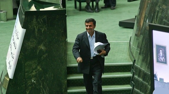 ترفند انتخاباتی احمدی نژاد برای انتخابات ریاستجمهوری ۱۴۰۰ چیست؟ ترفند انتخاباتی احمدی نژاد برای انتخابات ریاستجمهوری ۱۴۰۰ چیست؟
