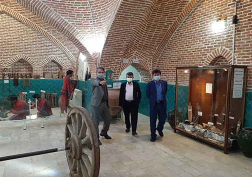 بازدید فرماندار و شهردار مهاباد از حمام میرزا رسول