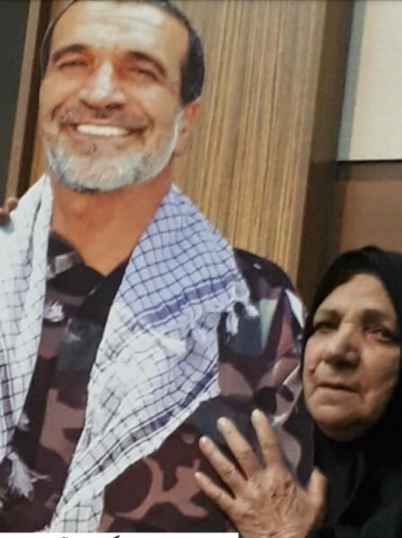 حاج قاسم سلیمانی کدام شهید را به خاک سپرد؟ +فیلم حاج قاسم سلیمانی کدام شهید را به خاک سپرد؟ +فیلم