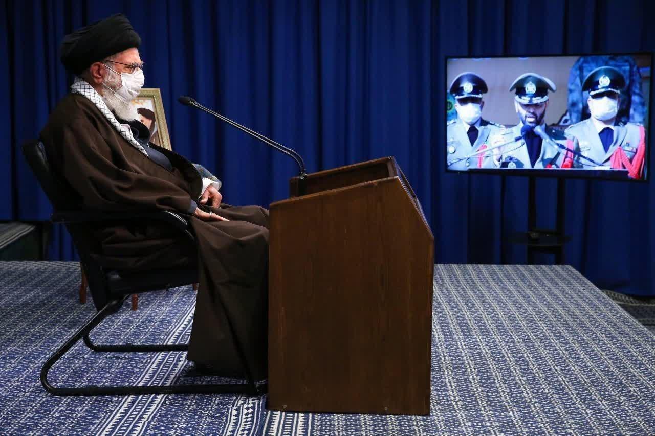 مراسم دانش&zwnj;آموختگی دانشجویان نیروهای مسلّح با حضور رهبر انقلاب برگزار شد