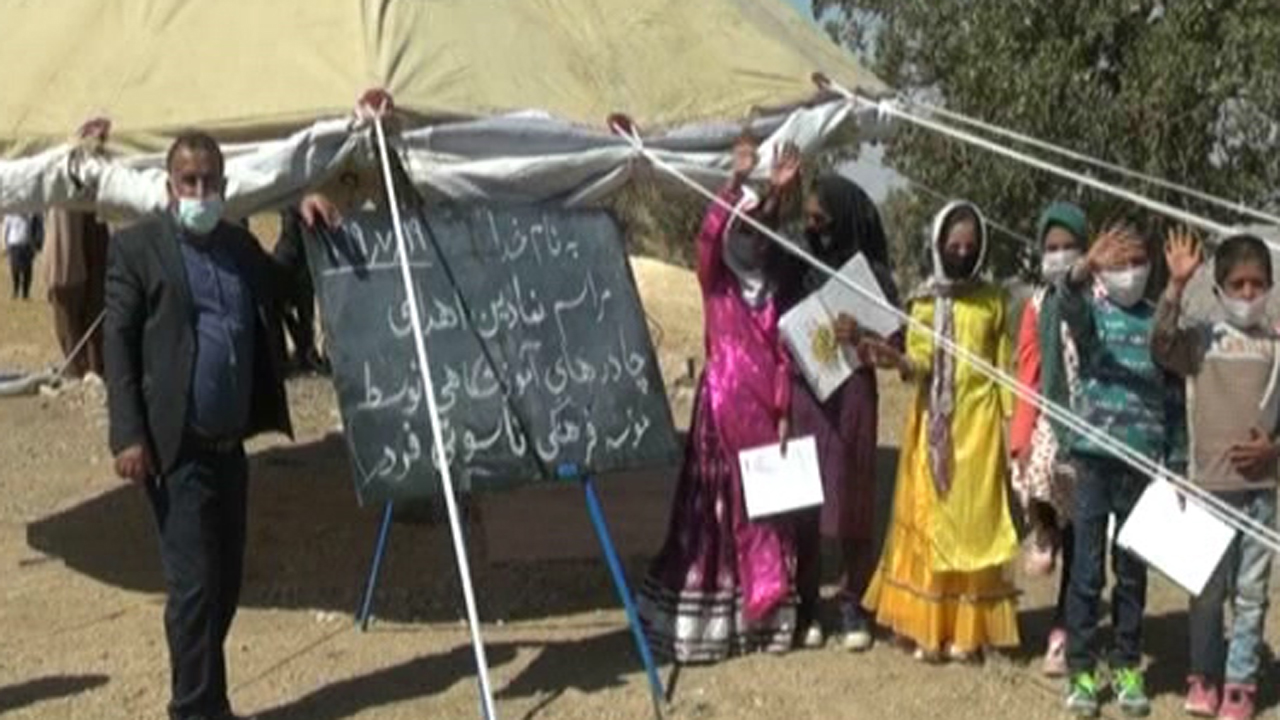 اهدا ۵۰  تخته چادر عشایری به مدارس ماهور میلاتی در ممسنی