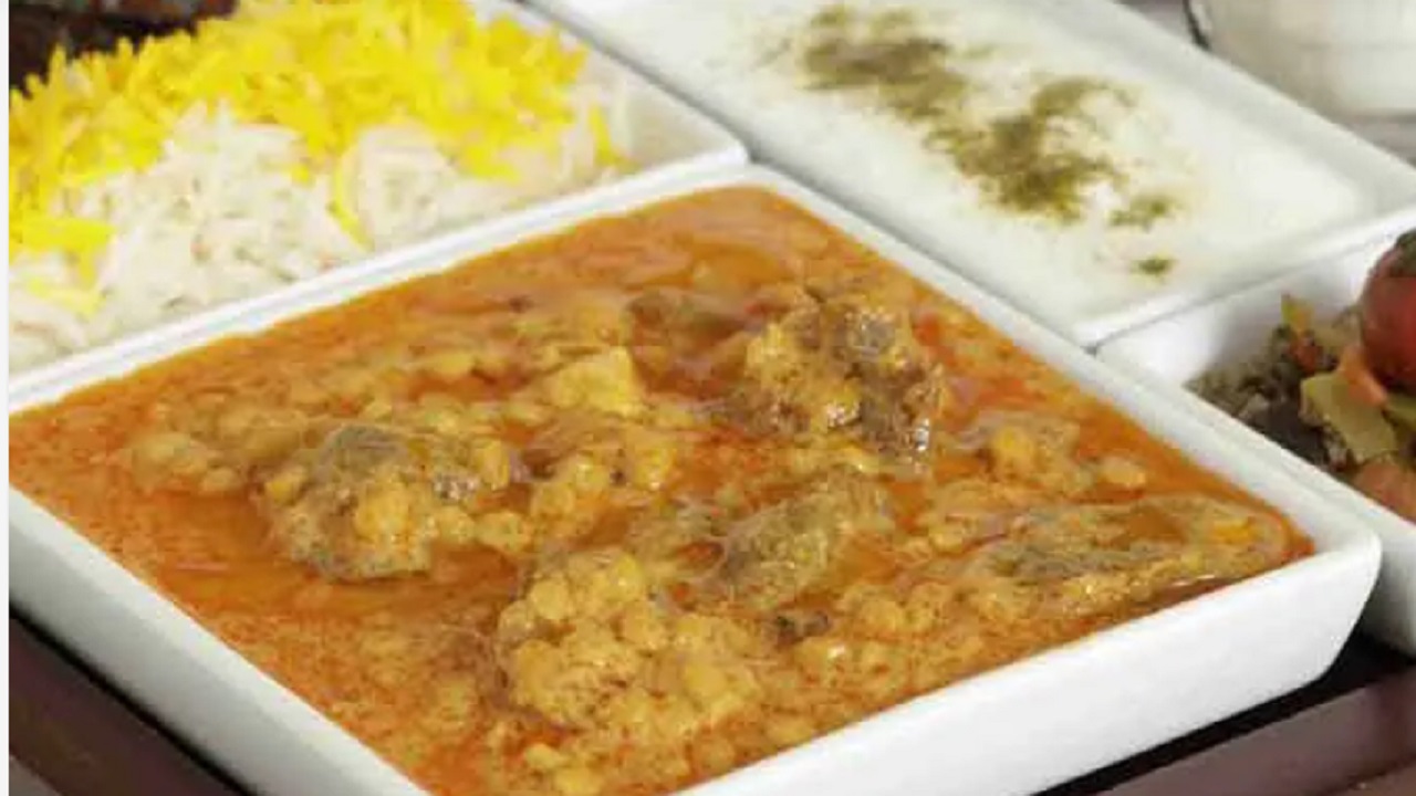 آموزش آشپزی؛ از اسنک پوتین و لقمه پیچ پنیری تا خورش خوشمزه با مرغ و انار + تصاویر