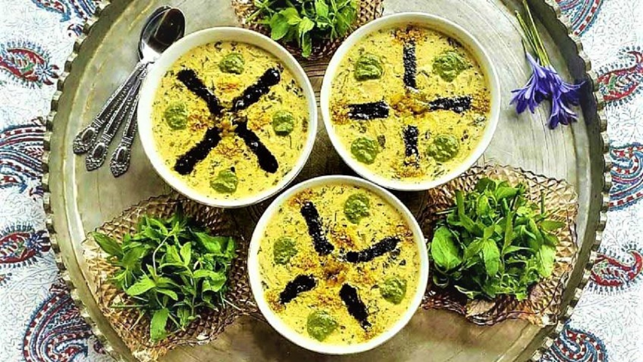 آموزش آشپزی؛ از اسنک پوتین و لقمه پیچ پنیری تا خورش خوشمزه با مرغ و انار + تصاویر