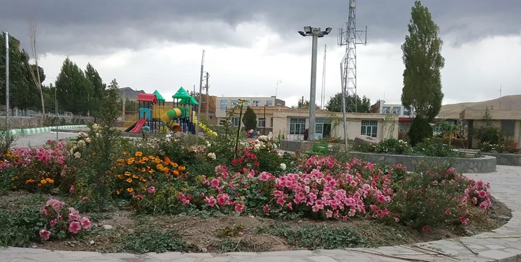سنگ&zwnj;نوشته&zwnj;های روستای &laquo;رازلیق&raquo; و راز&zwnj;های مانده از اورارتو&zwnj;ها