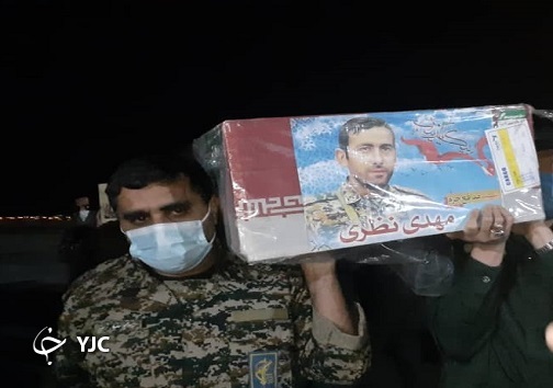 پیکر مطهر شهدای دفاع مقدس و مدافع حرم بر دستان اهوازی&zwnj;ها