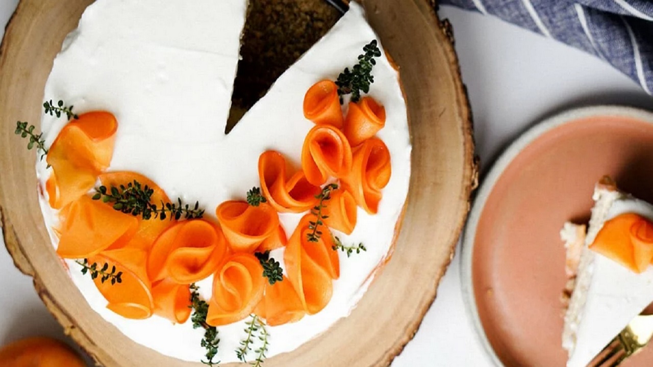 طرز تهیه چیزکیک خرمالو با طعمی شگفت‌ انگیز