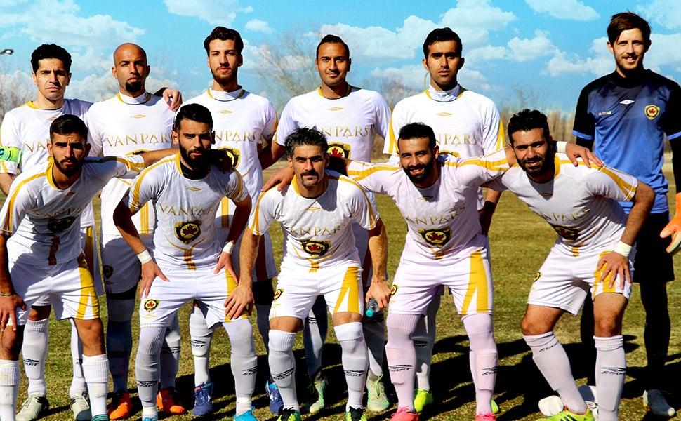 بازگشت باورنکردنی مومن زاده به میادین