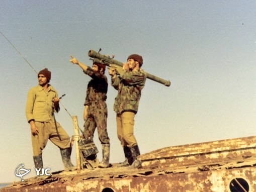 تکاوران ارتش چگونه با دستان خالی؛ ۳۴ روز مقابل ارتش بعث در خرمشهر ایستادند؟