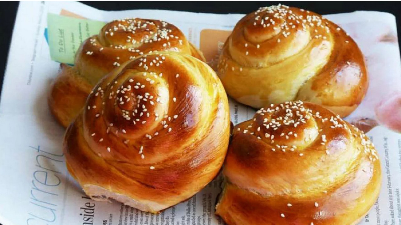 آموزش آشپزی؛ از بیف پای با خمیر پیراشکی و رول ژامبون تنوری تا خورش دوغ پای خوشمزه + تصاویر