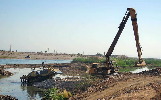لایروبی رودخانه