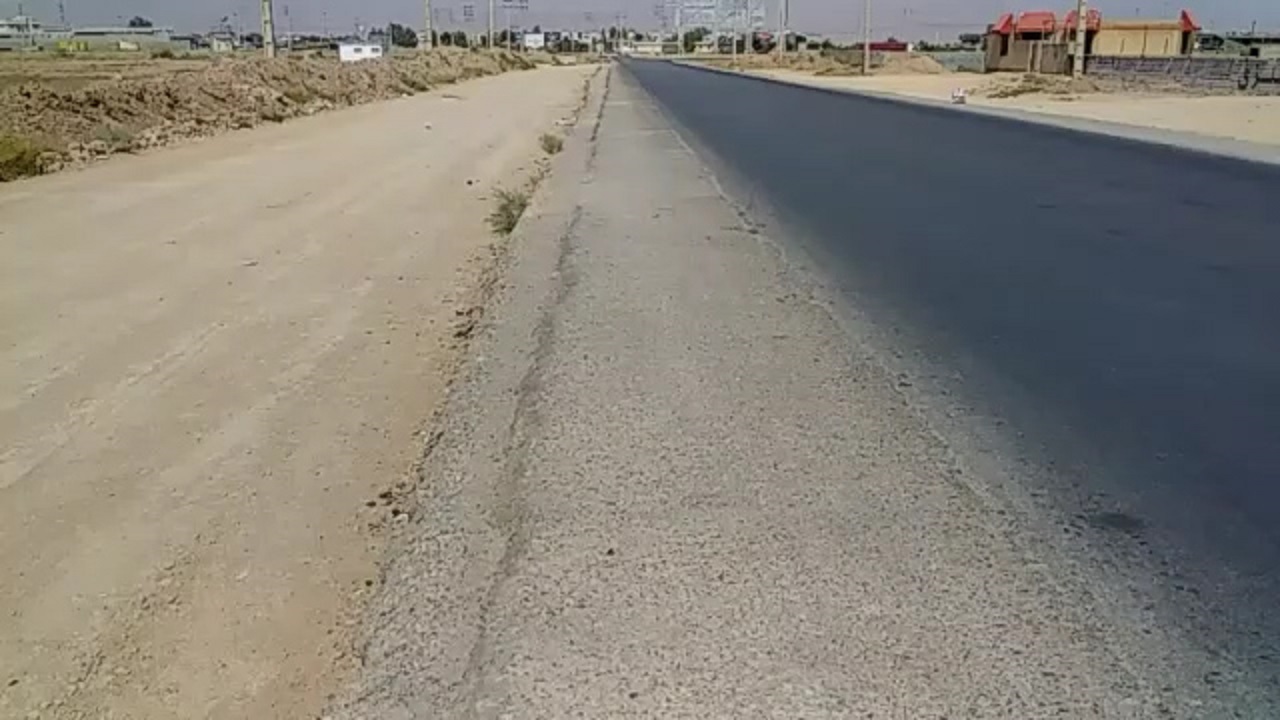 وضعیت نامناسب جاده پرتردد نیروگاه سیکل ترکیبی در شیراز + فیلم