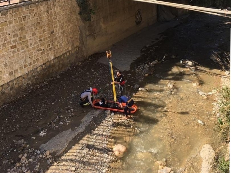 سقوط یک خانم در رودخانه زیارت گرگان