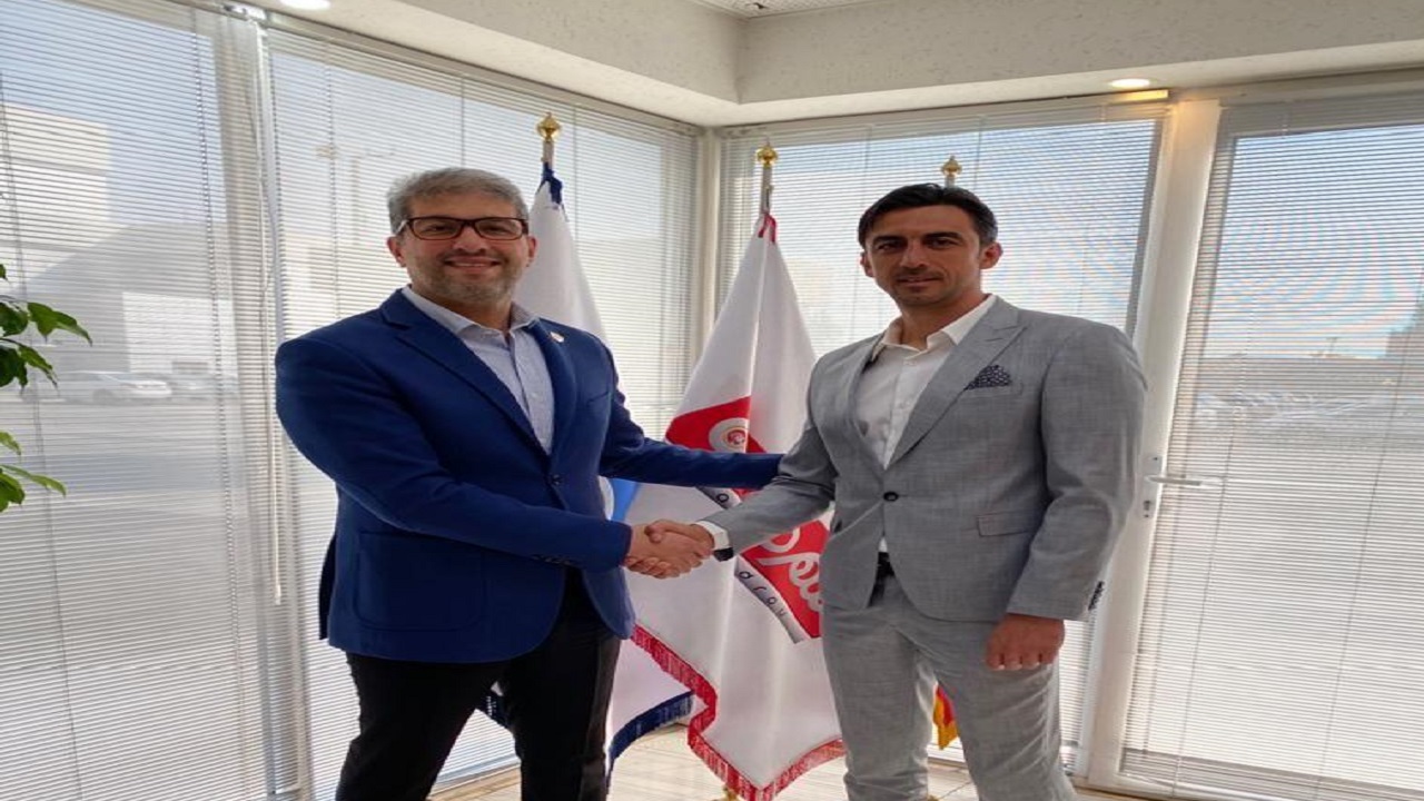 قرارداد رحمتی با شهرخودرو امضاء شد