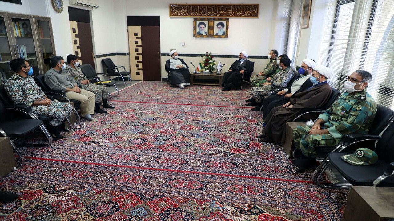 بخش مهمی از توانمندی ارتش متکی به نیرو‌های با ایمان است