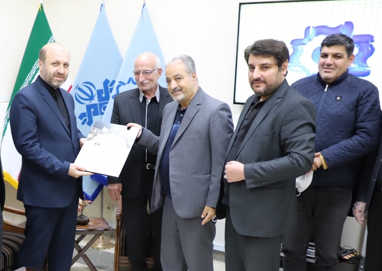 تقدیر هیئت امنای زینبیه اعظم از صداوسیمای مرکز زنجان