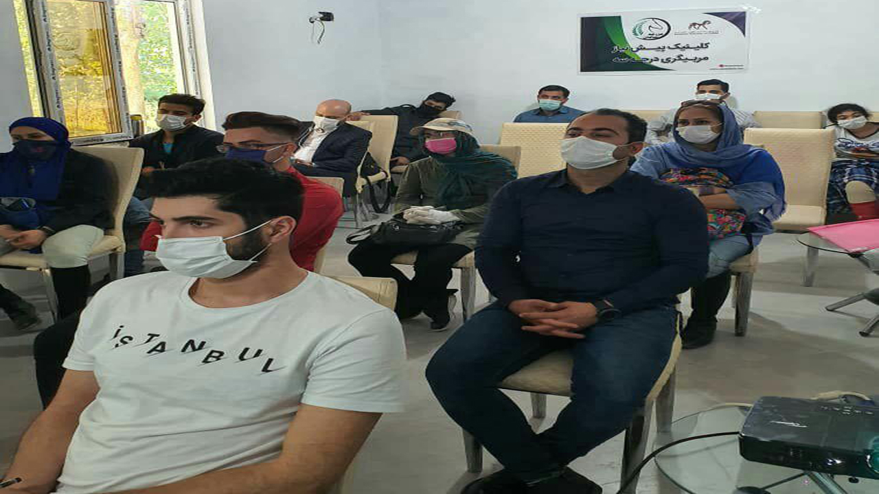 برگزاری کلاس مربیگری درجه ۳ سوارکاری در محمودآباد