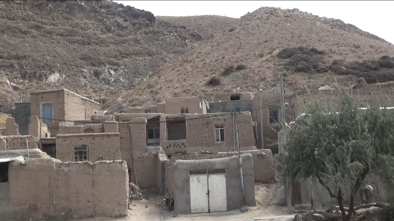 مقاوم سازی ساختمان های خشت و گلی سردوان زیرکوه
