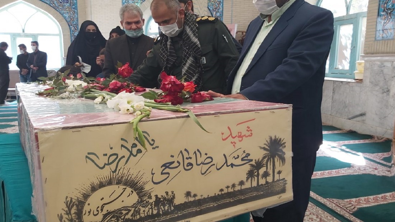 برگزاری مراسم وداع با شهید دفاع مقدس در کاشمر + فیلم