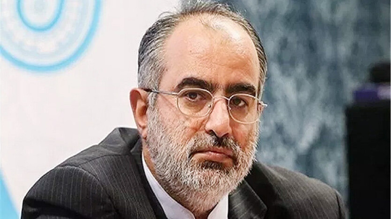 ایرانیان در ۱۴۰۰ کسانی را انتخاب می‌کنند که بتوانند در مسائل راهبردی اجماع ملی ایجاد کنند