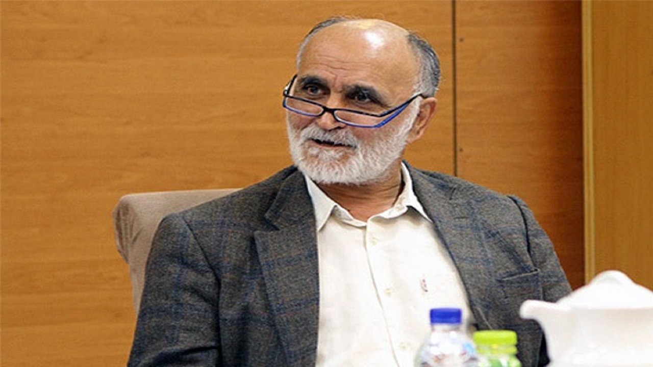 اولیایی: هیچ پهلوانی نمی‌تواند مصیبت سرخابی‌ها را حل کند/ بعضی از مدیران تابع نظر دلالان و فضای مجازی هستند