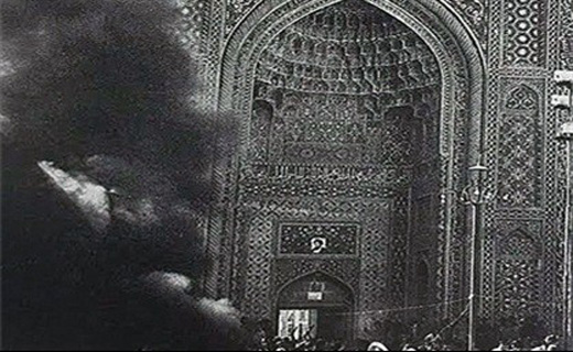 به آتش کشیده شدن مسجد جامع کرمان سند تاریخی از مبارزه با استبداد است
