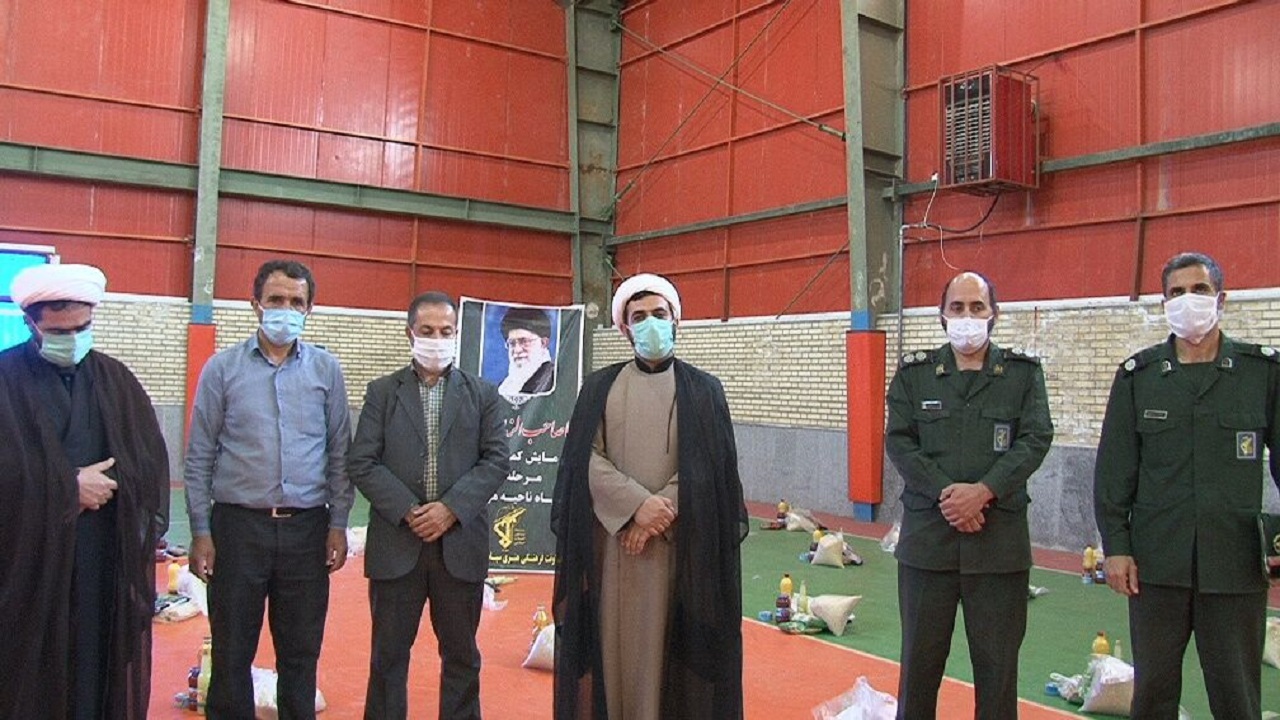 ۶۰۰ بسته معیشتی در شهرستان هریس توزیع می‌شود