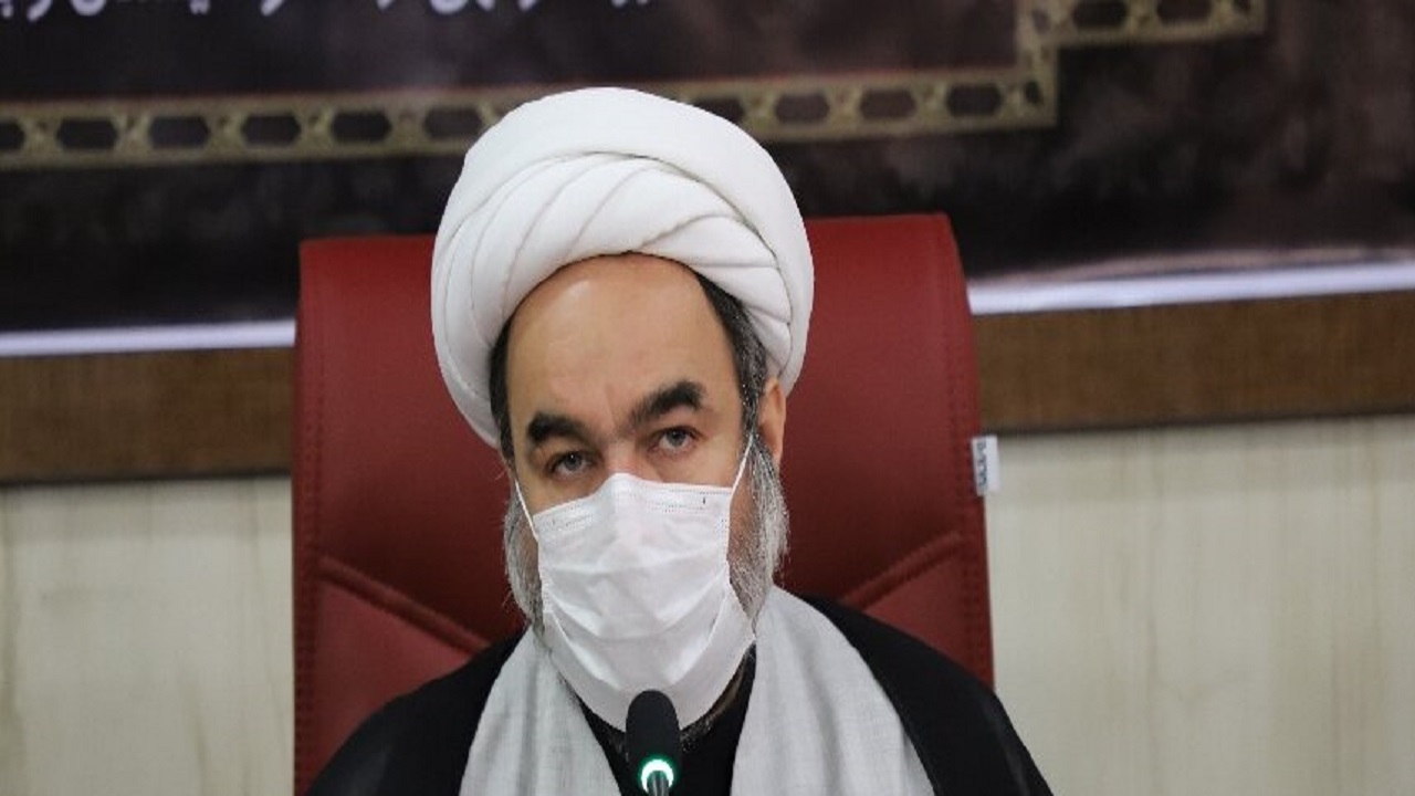 ائمه جمعه از ظرفیت حوزه‌های علمیه برای ارتقای آموزش و پرورش بهره ببرند