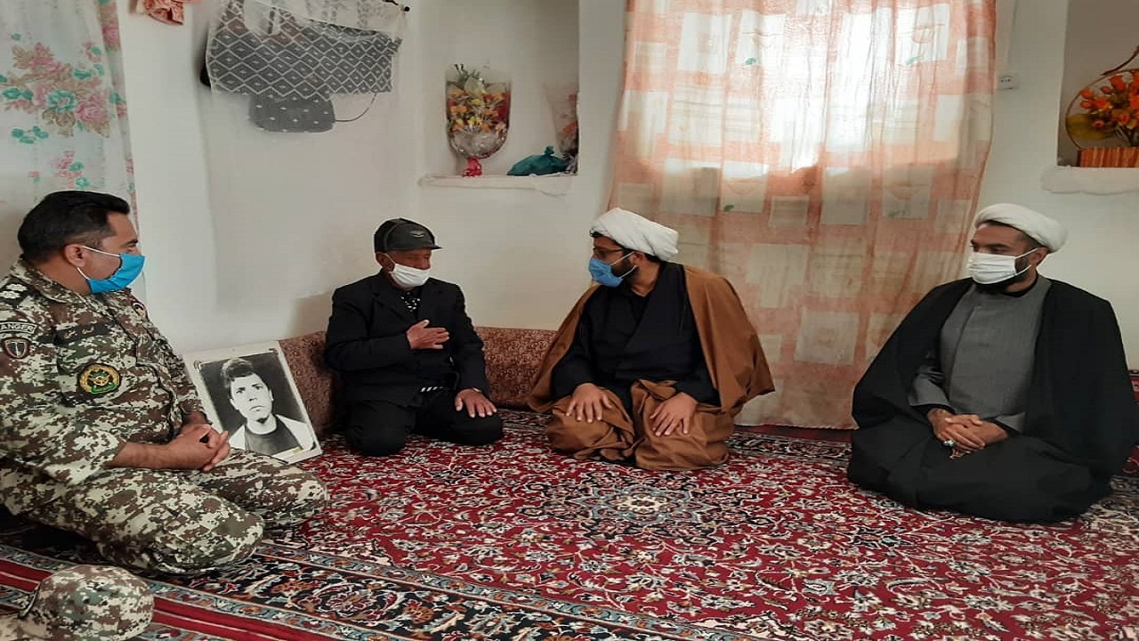 صبر و ایثار خانواده شهدا کمتر از شهادت نیست