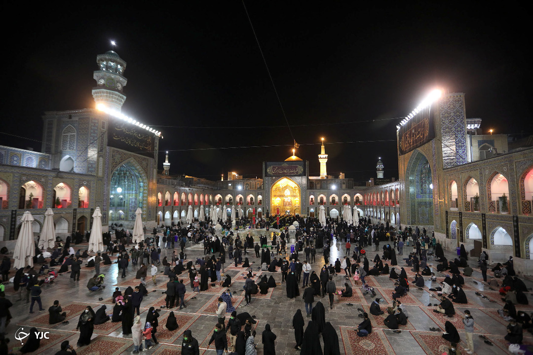 مشهد الرضا سیاه پوش عزای شاه خراسان است+تصاویر