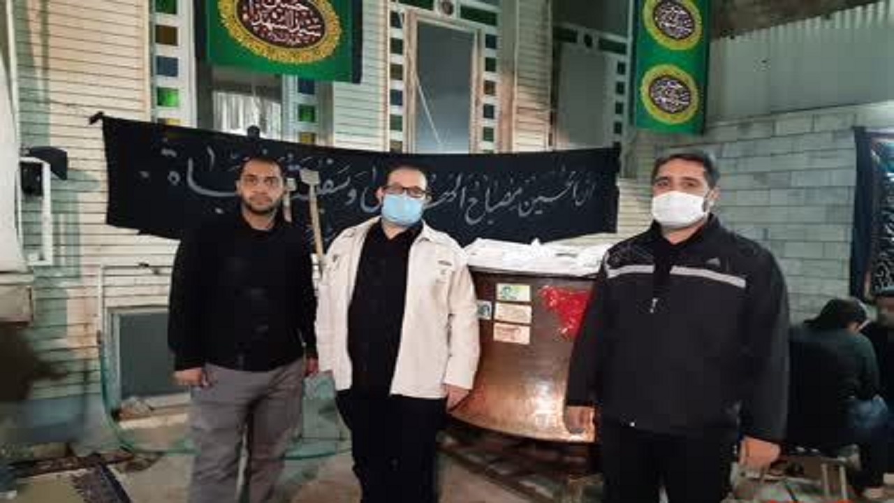 مراسم سنتی سمنو پزان در قم برگزار شد