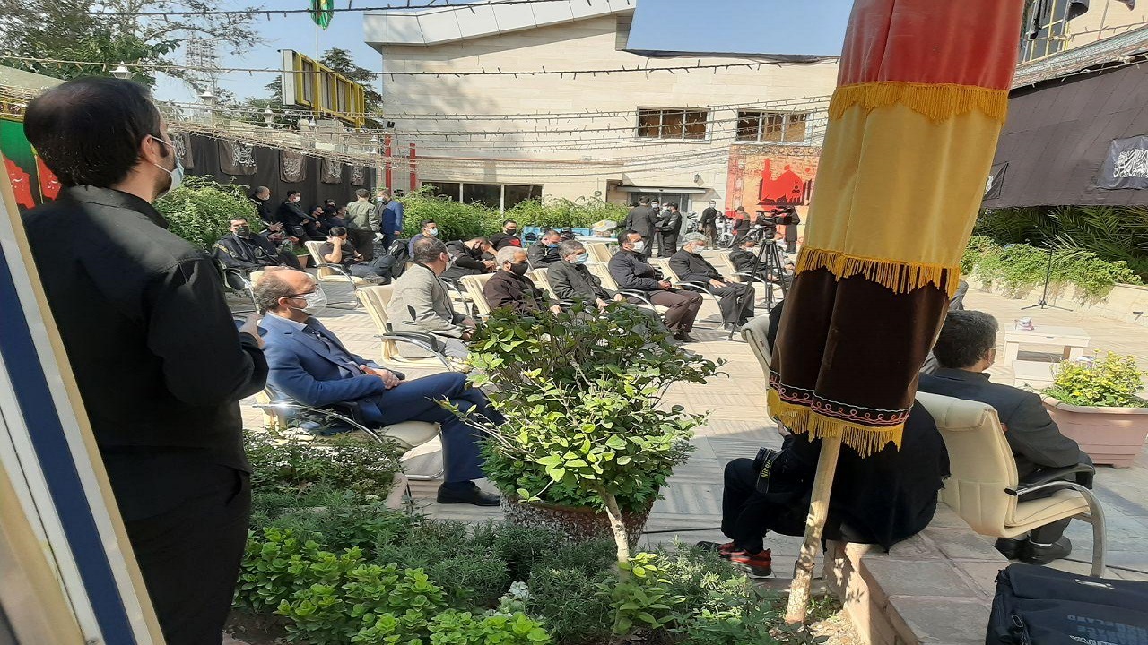مراسم غبار روبی مزار شهدا در فدراسیون جانبازان برگزار شد