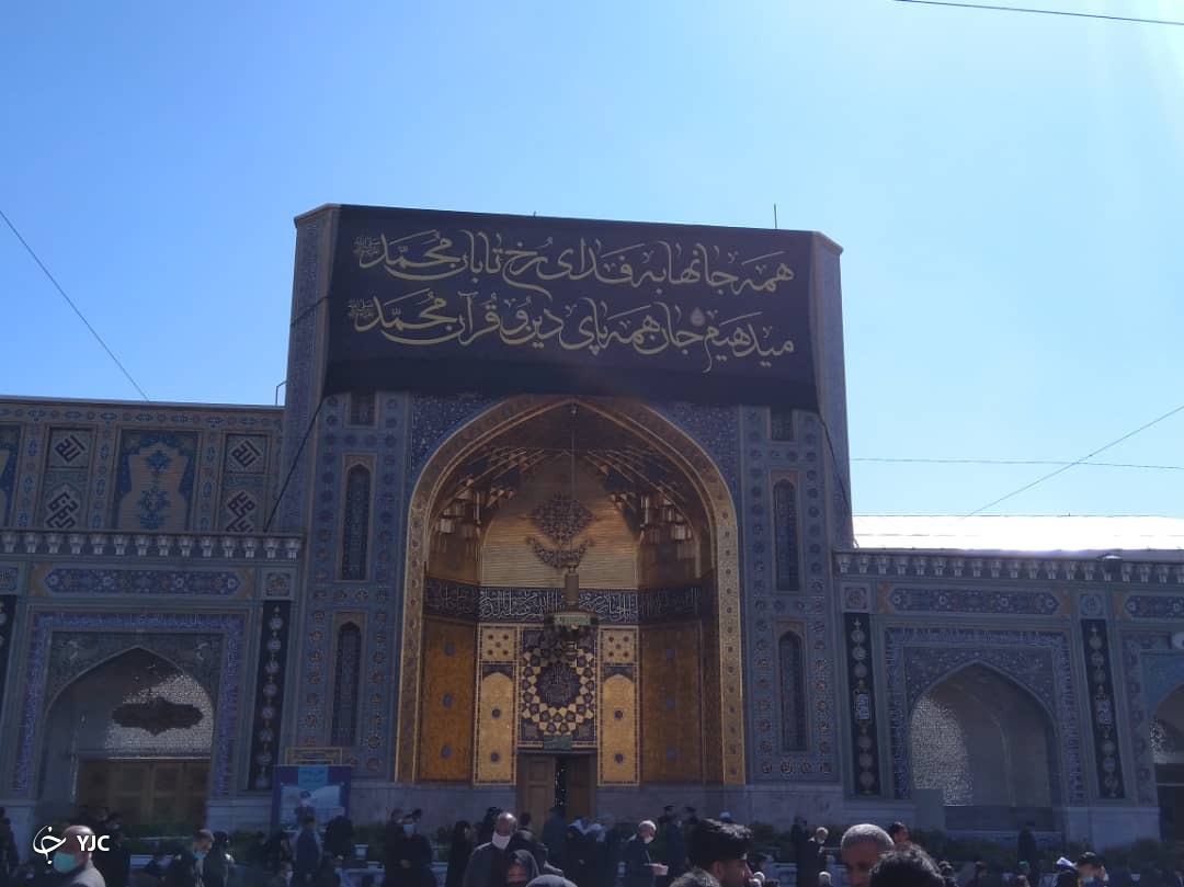 حرم رضوی غرق ماتم و عزا 