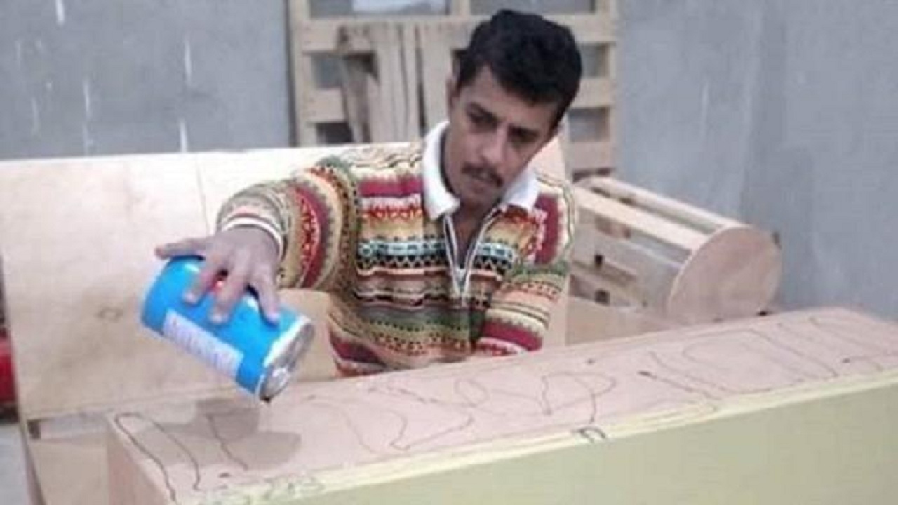 جوان یمنی معلول با ایده ای کارساز زندگی اش را دگرگون کرد