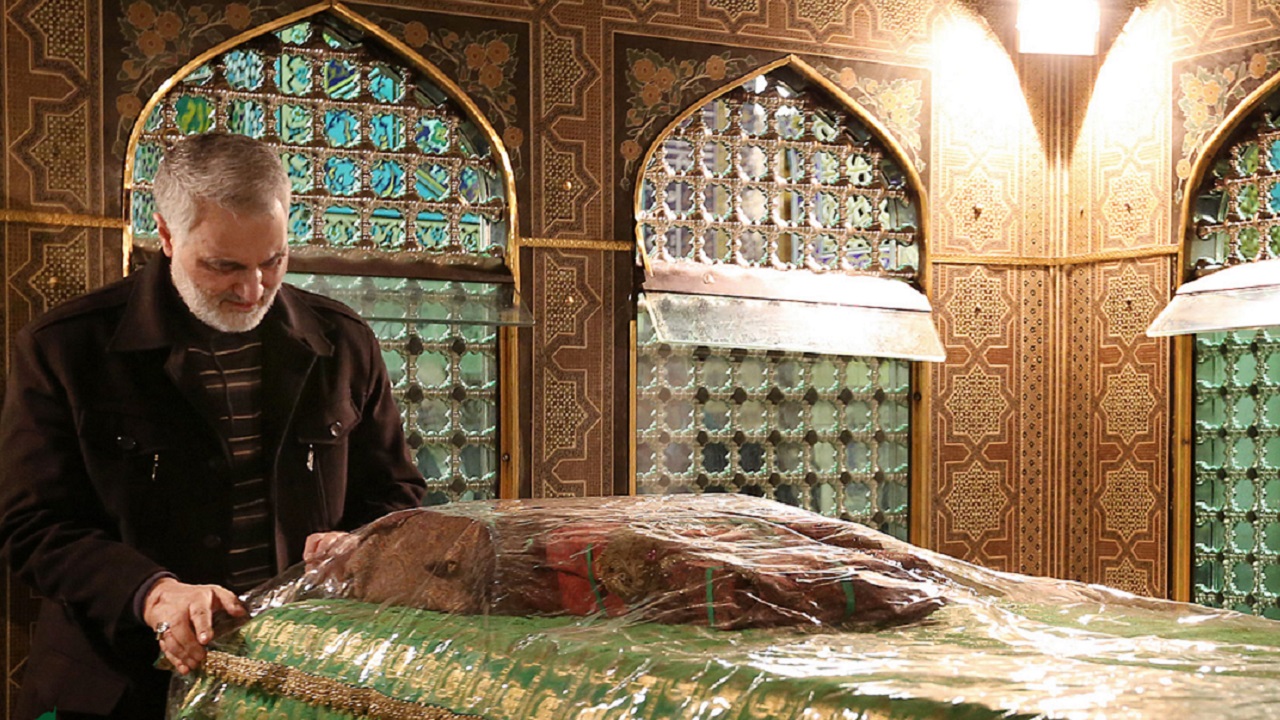 ماجرای حضور حاج قاسم در ضریح امام رضا(ع) به روایت حجت الاسلام رئیسی
