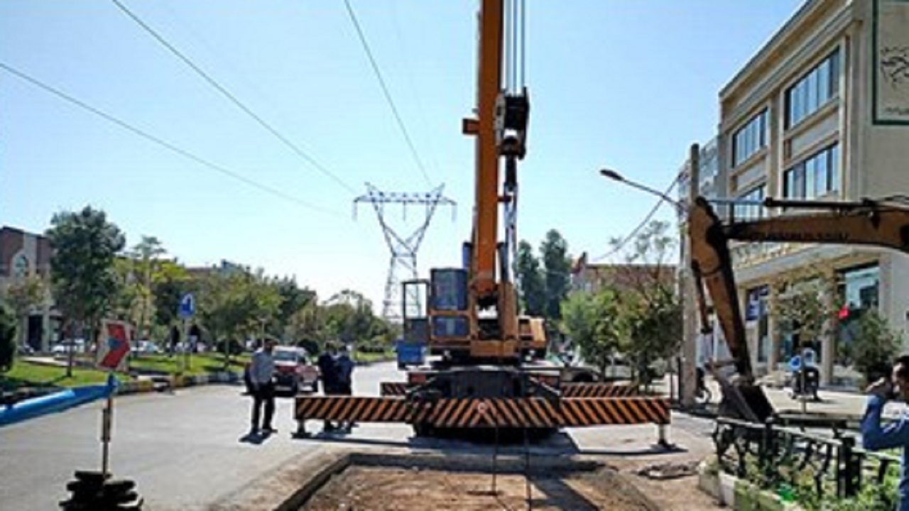 آب برخی مناطق قم قطع می شود/آبرسانی با تانکر