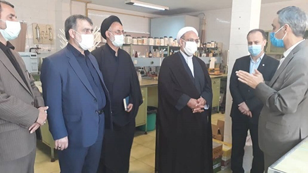 استفاده از کالا‌های تولید داخل به شرط نشان استاندارد