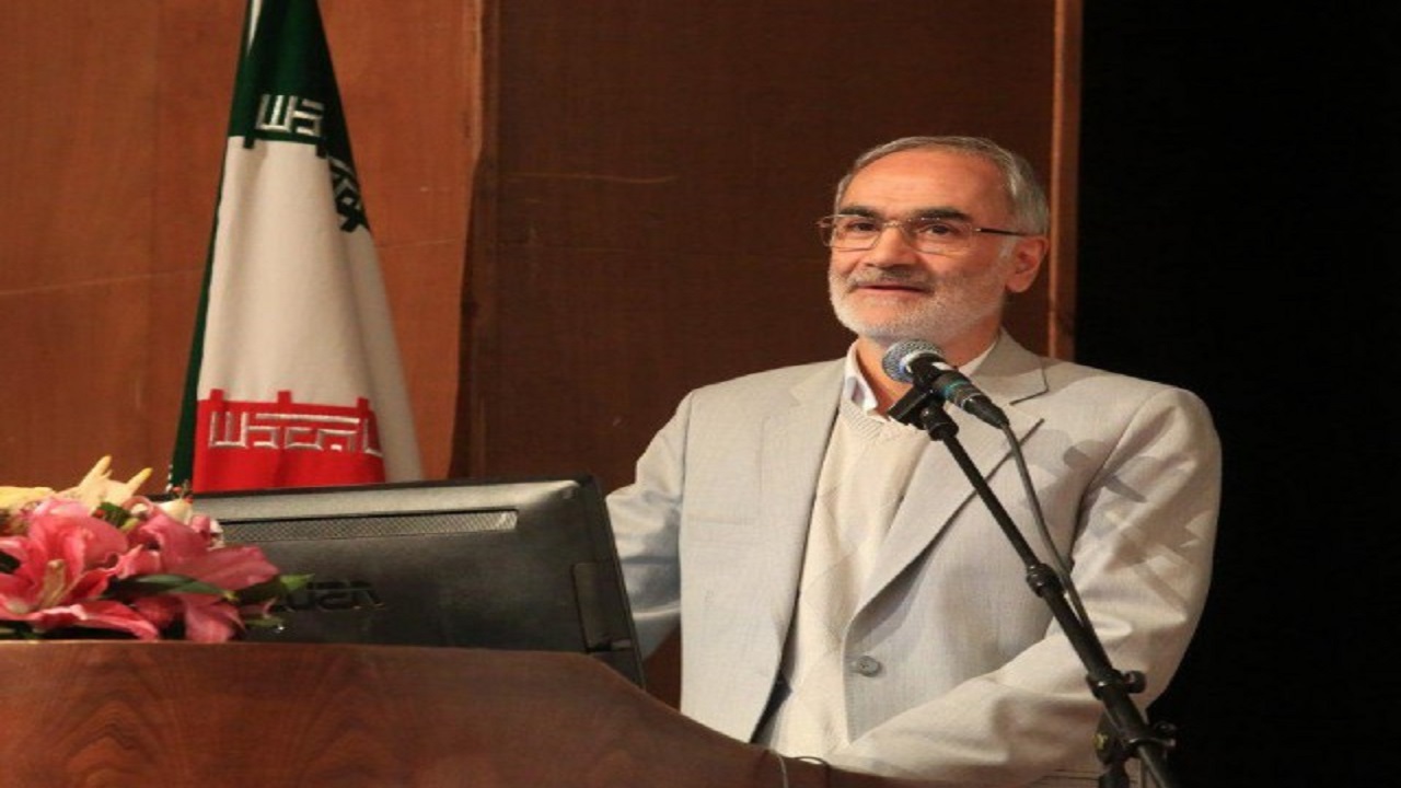 صنعت باید برای رفع مشکلات خود توسط دانشگاه‌ها احساس نیاز کند