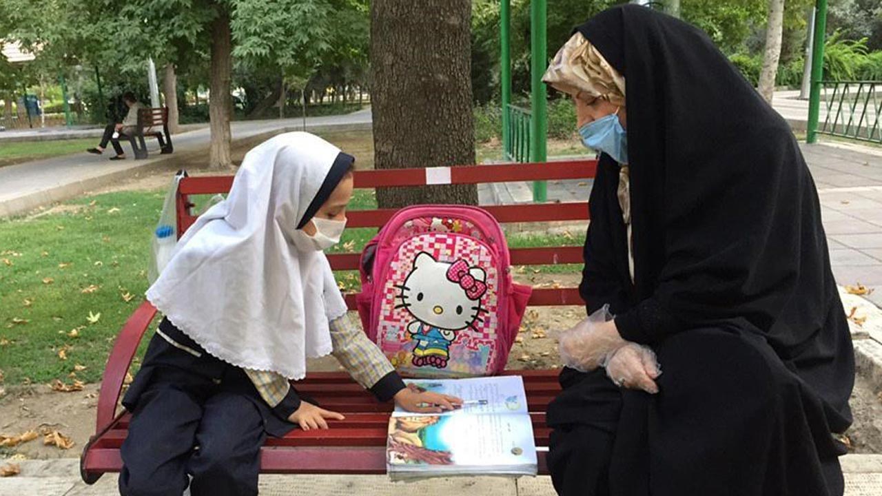 معلم فداکار