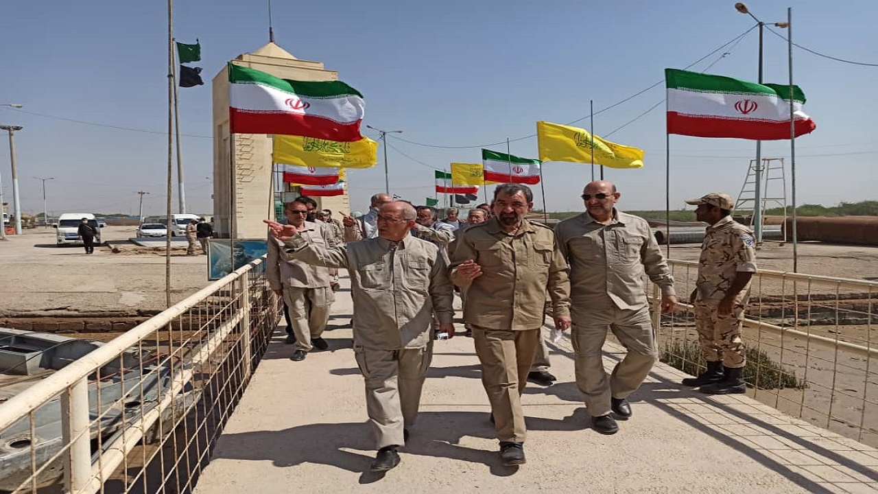 بازدید دبیر مجمع تشخیص مصلحت نظام از یادمان شهدای والفجر۸