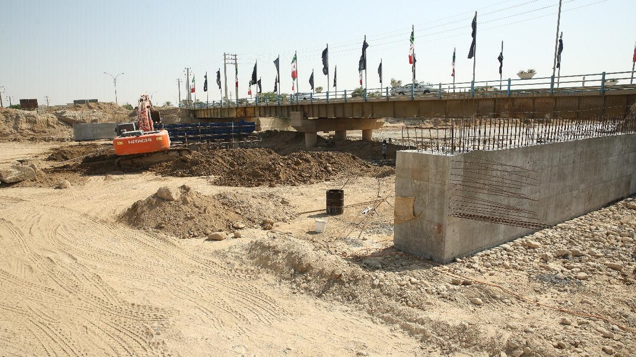ساخت جاده ساحلی گناوه-ریگ رو به پایان است