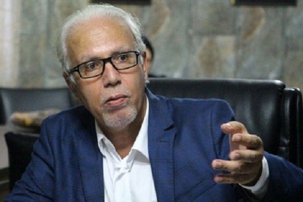 بیات: دخالت افراد سیاسی در فوتبال باعث ایجاد مشکل می&zwnj;شود