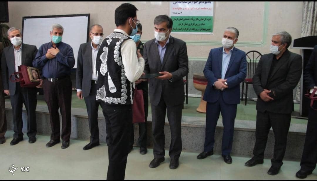 پایان مسابقات «آوا‌های زورخانه‌ای، نوا‌های عاشورایی» در کرمان