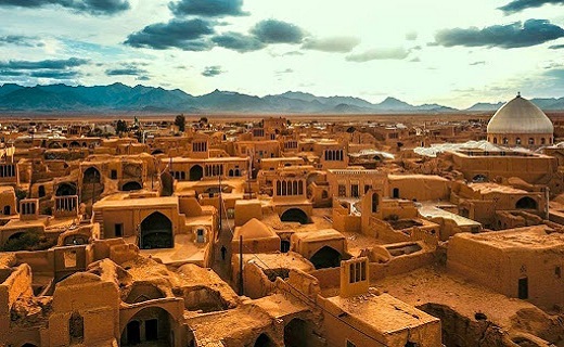 احیای نبض تاریخ در شهری که سر از کویر در آورده است