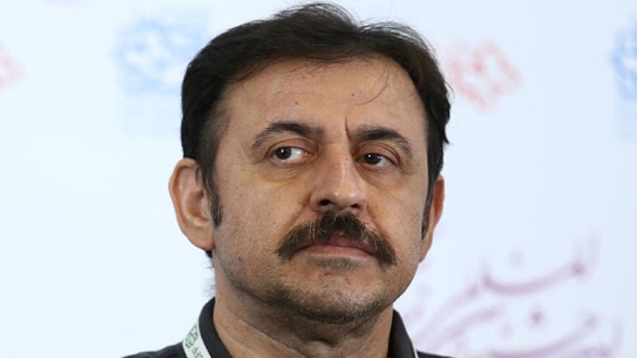 با چنگ و دندان فیلم هایم را می‌سازم